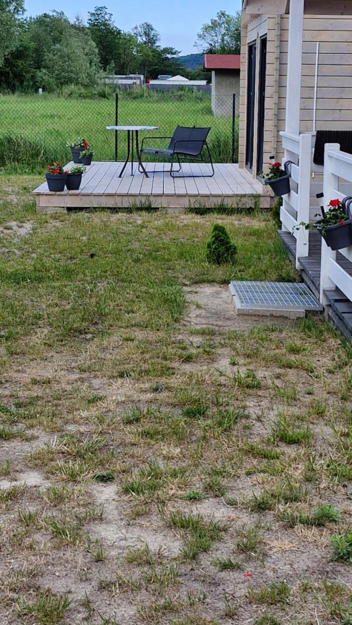 Chatki Nad Wodnym Zakatkiem. Villa Wapnica  Exterior photo